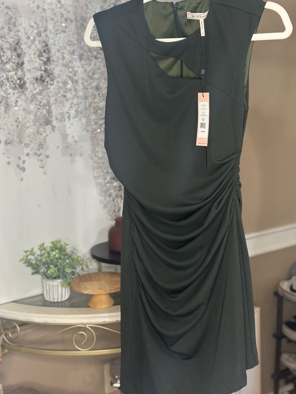 BCBGeneration Dark Green Sleeveless Ruched Midi Dress